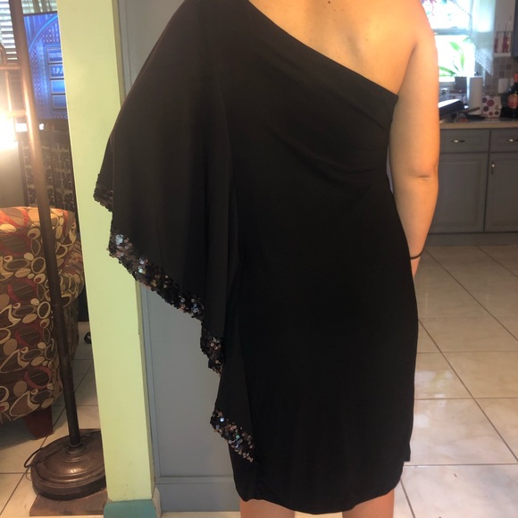 Prom dresses - Picture 5 of 7